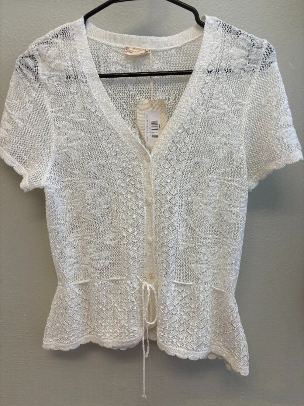 Hem & Thread In a Swivel V-Neck Top